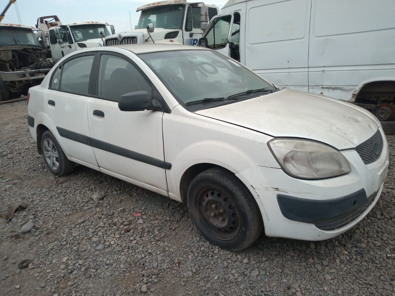  Kia RIO 2010    EN DESARME